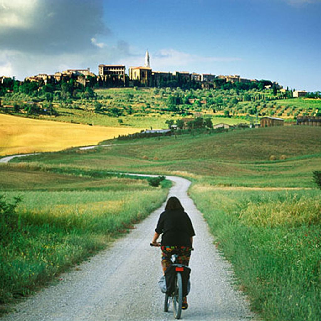 bike trips in tuscany