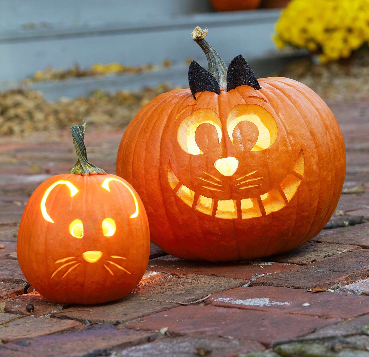 31 Creative Pumpkin Carving Ideas to Up Your Jack-o'-Lantern Game ...