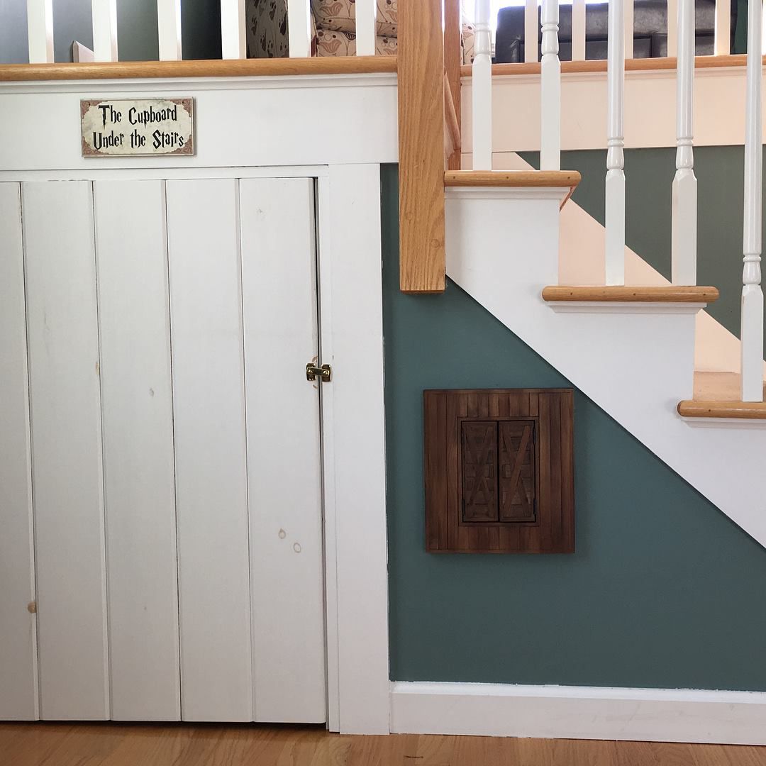 Dad Recreated the 'Cupboard Under the Stairs' From 'Harry Potter' for