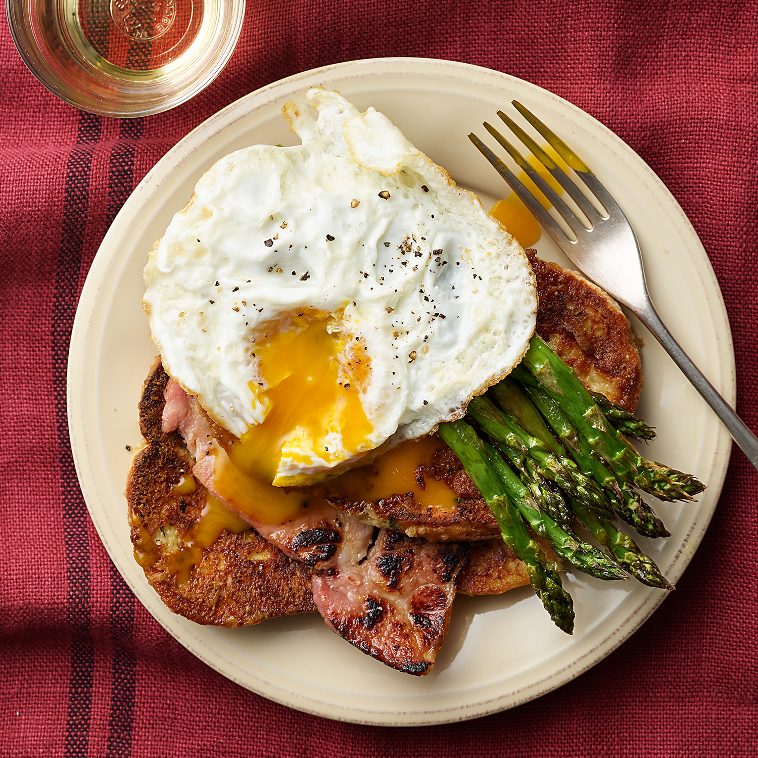 Parm French Toast with Ham & Roasted Asparagus | Rachael Ray In Season