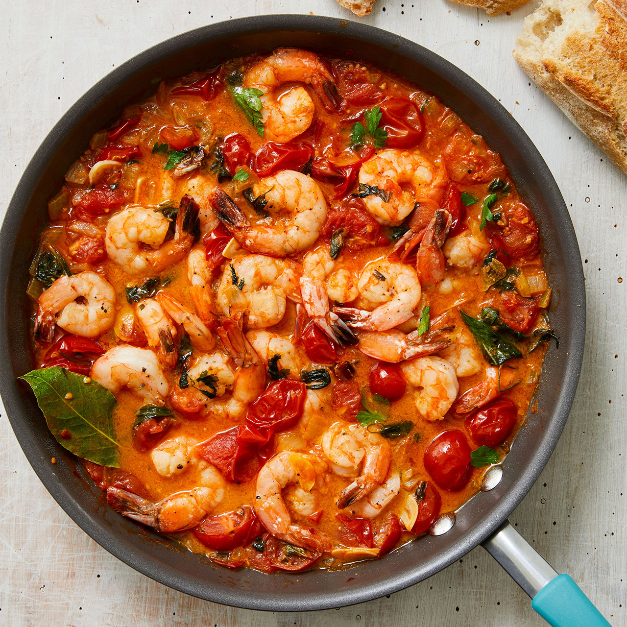 Shrimp with Cherry Tomato Pizzaiola Sauce Recipe | Rachael Ray In Season