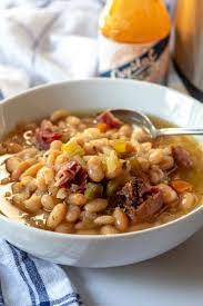 Instant Pot White Bean Soup With