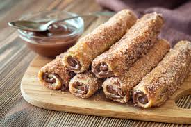 Breakfast Roll Ups With Nutella