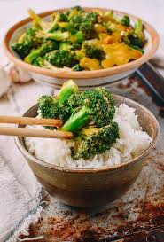 Broccoli With Garlic Sauce