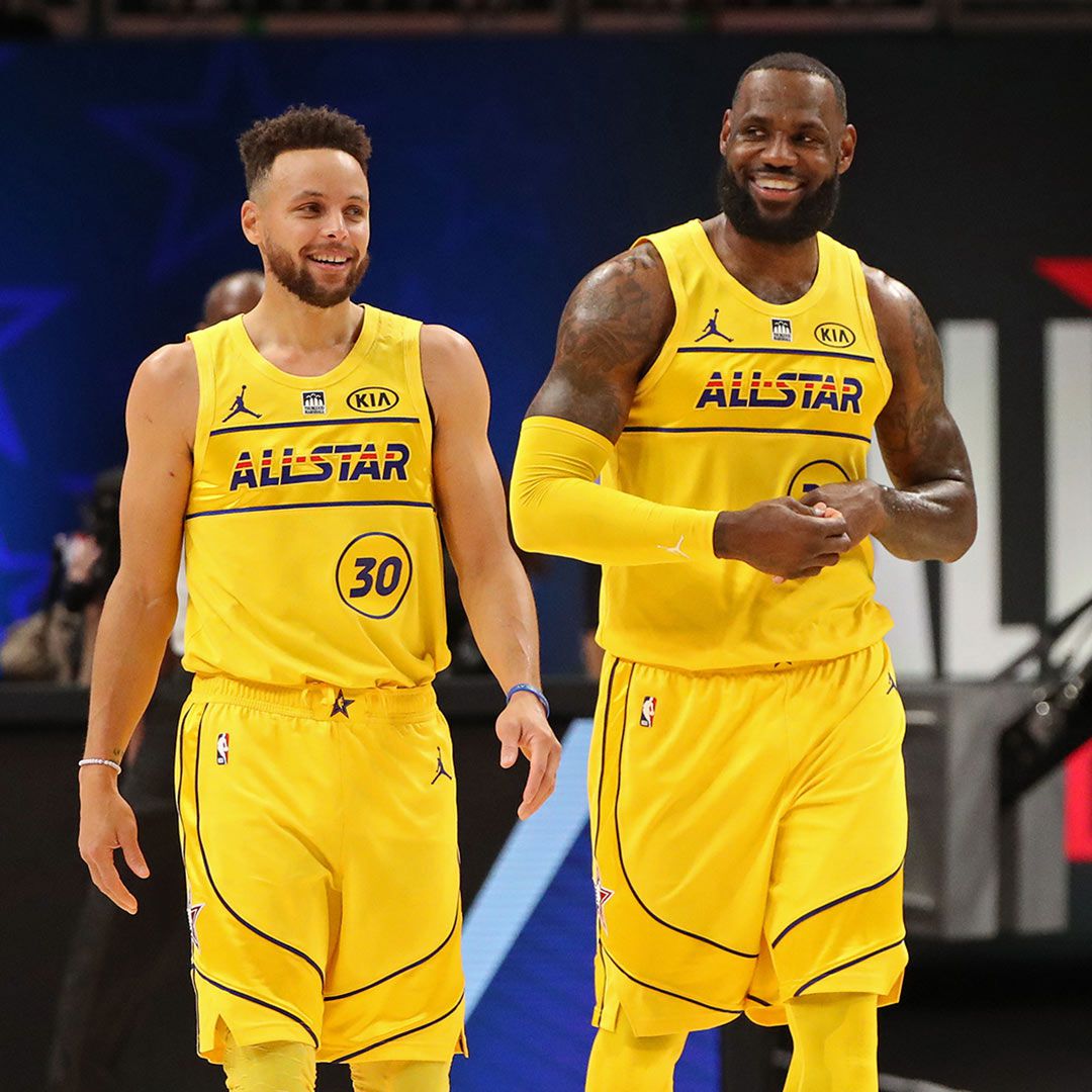 LeBron James and Stephen Curry Praise Each Other After Playing on the