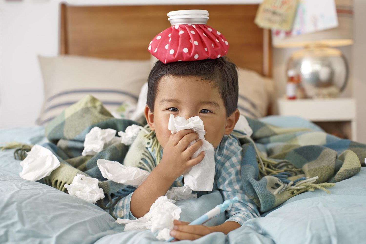 child with flu ile ilgili görsel sonucu