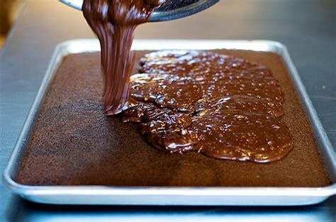 pioneer woman chocolate sheet cake recipe