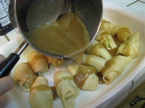 apple dumplings with crescent rolls pioneer woman