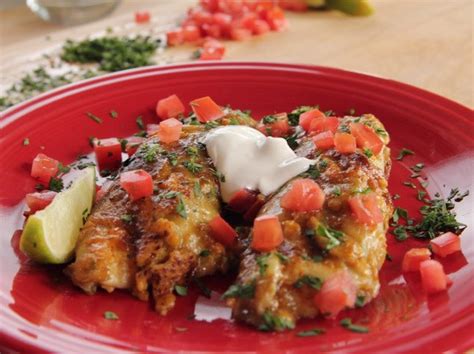 Combine flour with salt and pepper to taste on a large plate ree drummond chicken breast recipes