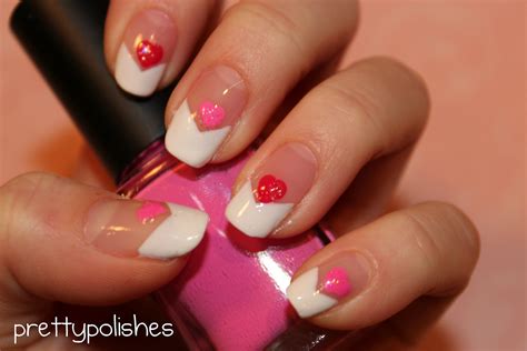 We've curated 24 valentine's day themed nail art looks from negative space manicures to fingertips emblazoned in hearts 25 easy valentine's day nails design for beginners
