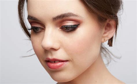 Bring the liner around your inner corner  beautifully bold valentine's day makeup looks to wear now