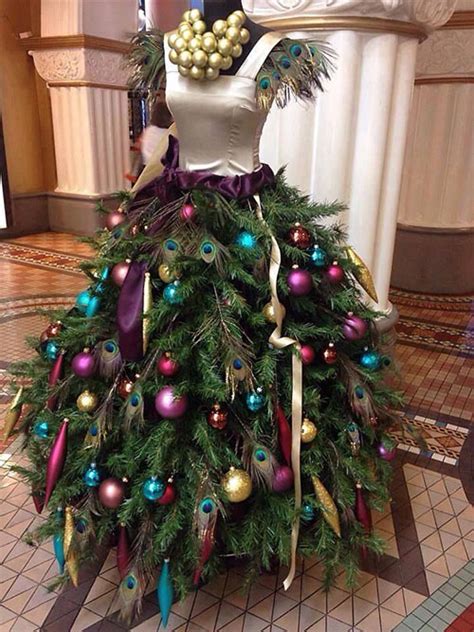 pioneer woman christmas tree skirt