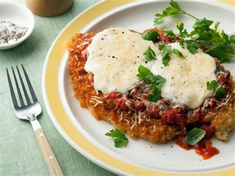 Allow to simmer until cheese is melted and chicken is thoroughly heated pioneer woman chicken parmesan recipe