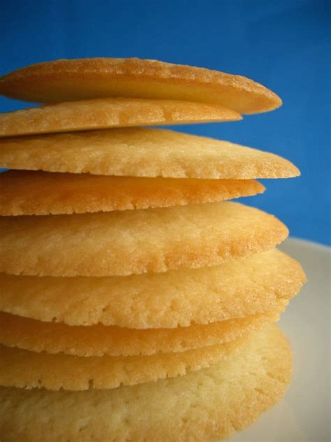 piped butter cookies