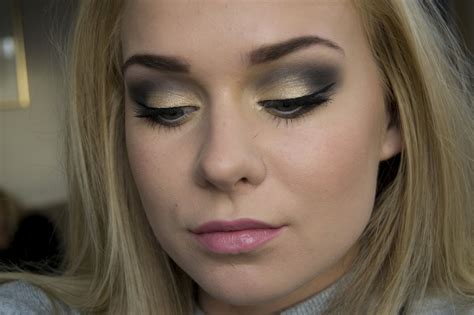 A great work of art also : classic valentine's day makeup look and ideas you'll love