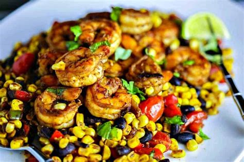 Southwest Skillet Chicken With Beans And Corn / How to Cook Perfect Southwest Skillet Chicken With Beans And Corn