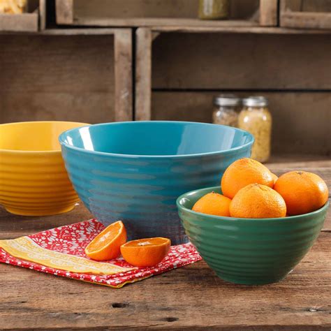 pioneer woman nesting bowls with lids