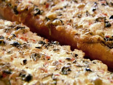 pioneer woman olive bread recipe