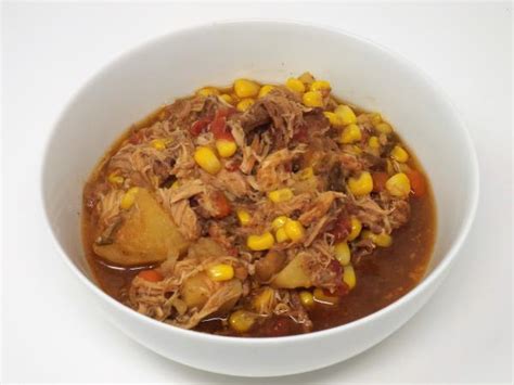 Kentucky burgoo, 3 tablespoons vegetable oil, divided, 1 pound venison or pork sausage, removed from casings, 1 small white onion, chopped, 1 kentucky burgoo recipe