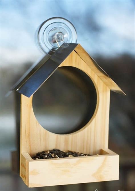 From simple plastic bottle bird feeders through incredible wine cork bird feeder designs to some of the most beautiful wooden birdhouses plans,  woodworking plans for bird feeders