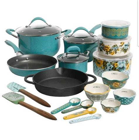 Walmart debuted the pioneer woman's line of vintage speckle and cast iron cookware in 2015 pioneer woman roaster pan