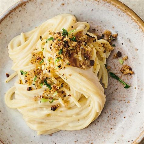 I've written this recipe to serve 6, but it's easy to double up if you want to jamie oliver recipe cauliflower macaroni cheese
