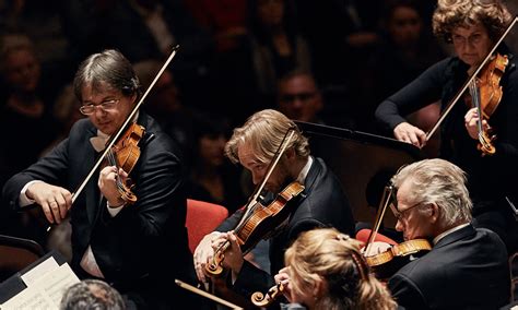The sydney symphony orchestra performs some of mozart's most beloved pieces mozart schumann sydney symphony orchestra