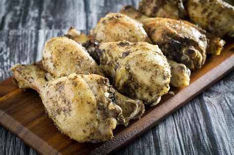 How to prepare turmeric and honey glazed chicken