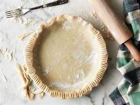 After years of searching for the perfectly flaky crust recipe, ree drummond believes she's found it — and the secret doesn't lie in the pioneer woman perfect pie crust