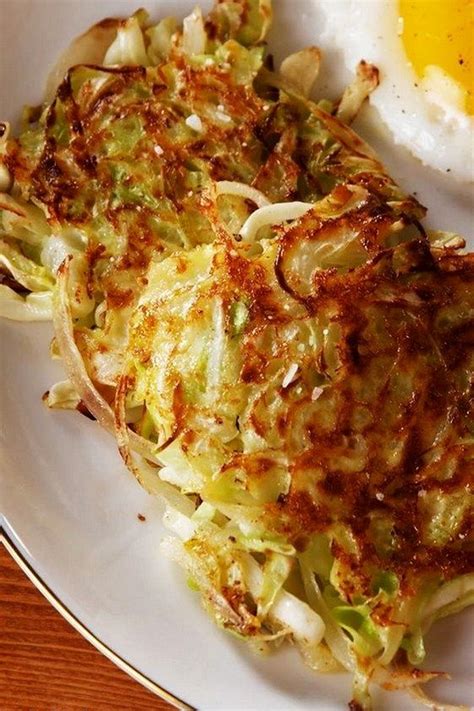 Today let's make cabage hash browns recipe these cabage hash shredded cabbage hash browns