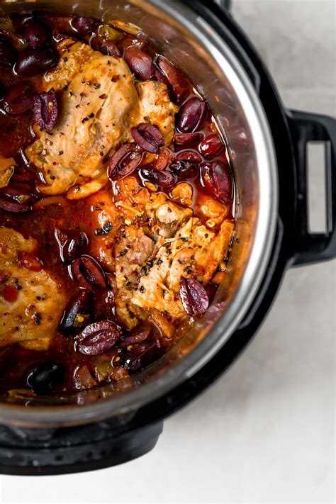 chicken mushrooms and tomatoes with port wine