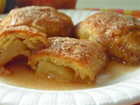 Apple Dumpling Recipe Using Crescent Rolls