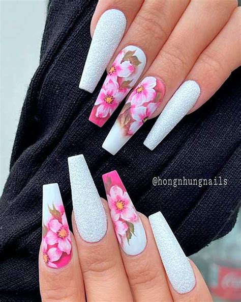 It is a square number, being 5 2 = 5 × 5 25 eye-catching pink valentine's day nail designs