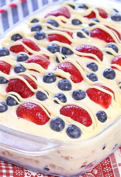 Try out delicious no bake summer berry icebox cake ! no bake summer berry icebox cakes
