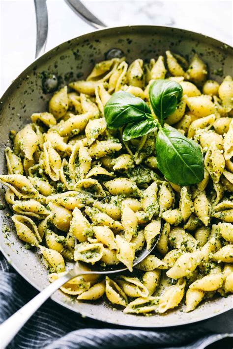 garlic butter asparagus pasta