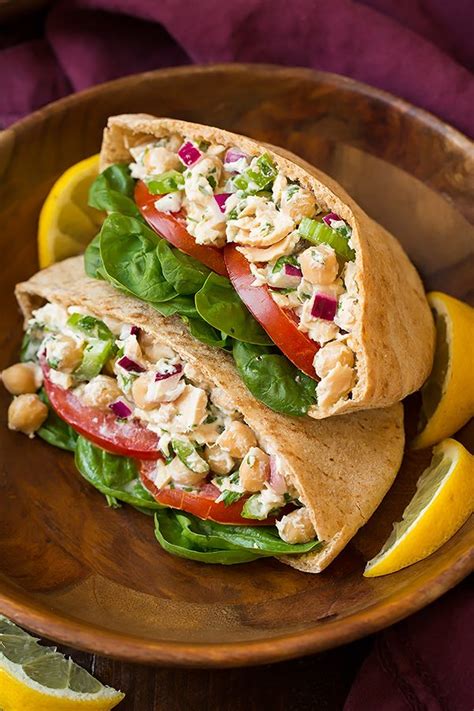 Chickpea Salad Sandwiches Recipe / How to Prepare Delicious Chickpea Salad Sandwiches Recipe