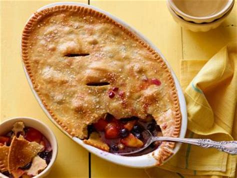 You will have a sweet and delicious dessert in less than 30 minutes pioneer woman berry cobbler