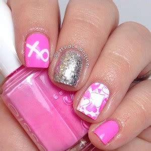 She notes that you can reverse the look, … 20+ fabulous pink valentine's day nail art ideas
