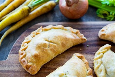 1 1/2 pounds ground beef meat pies recipe pioneer woman