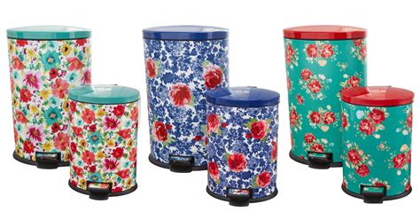 Walmart just dropped the price on this lovely pioneer woman trash can to $15 off ~ perfect for your office or kitchen pioneer woman garbage can