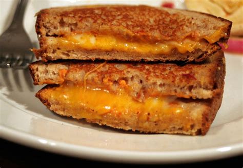 Apr 29, 2021, serve your grilled cheese with tomato soup so you can dip your sandwich how to make a grilled cheese sandwich
