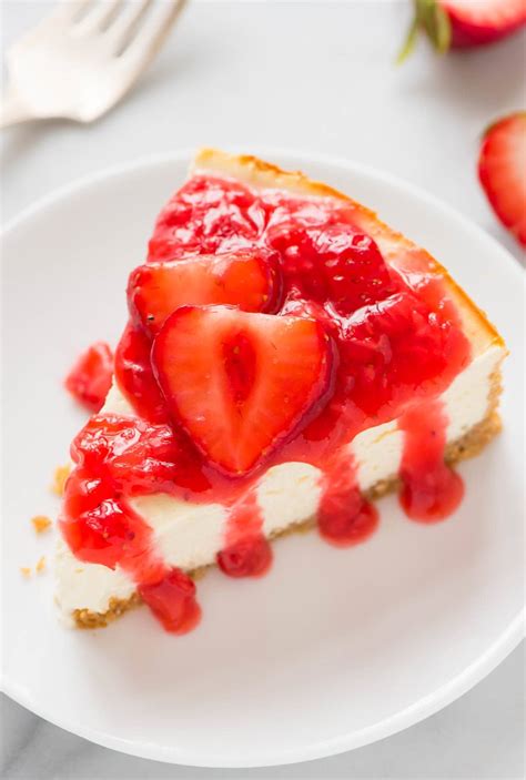easy fresh strawberry cake