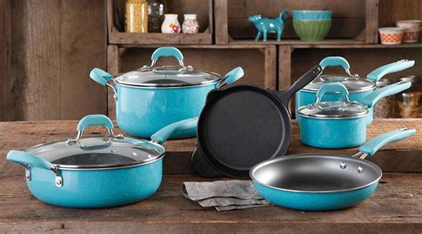 It adds elegance and function to the kitchen of any home cook pioneer woman bakeware sets
