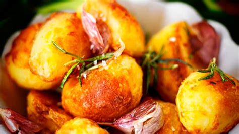 2 ½ pounds red potatoes, cubed jamie oliver roast potatoes 3 ways recipe