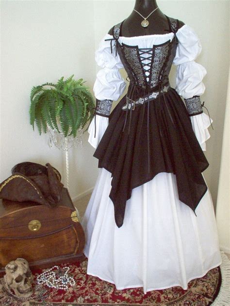 authentic pioneer woman clothing