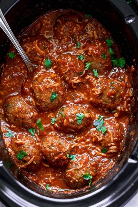 meatballs with ricotta in tomato sauce