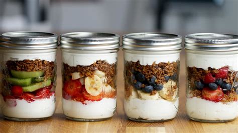 healthy yogurt oat muffins with