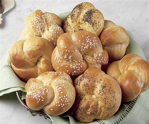 What you need to make parker house rolls recipe bread machine
