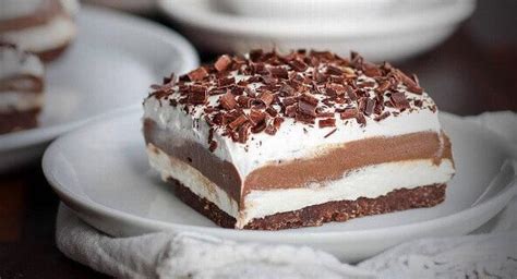 coconut frenzy cake low carb and gluten