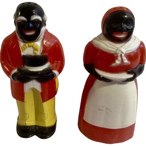 pioneer woman salt and pepper shakers